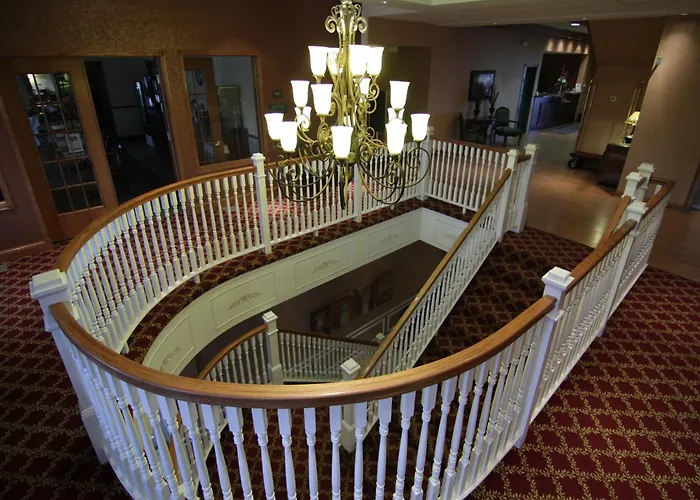 Town & Country Inn And Suites